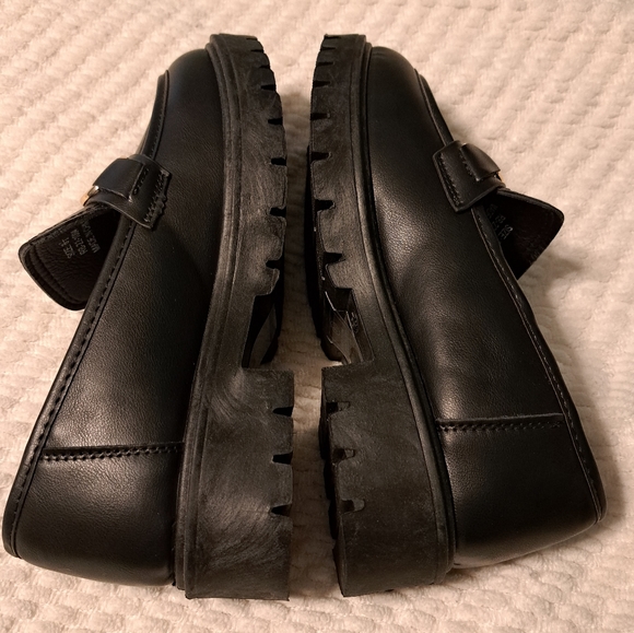 Rouge Helium Loafers Size 8.5 - Picture 4 of 9